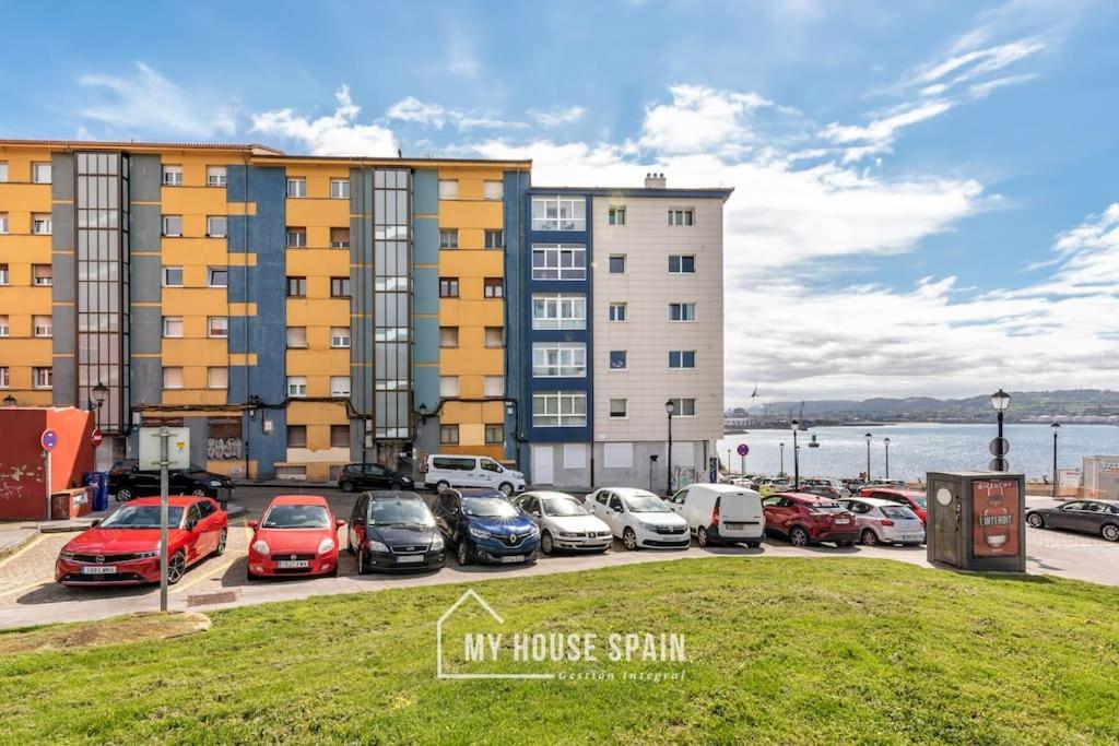 Myhousespain - Piso En Cimadevilla Junto Al Mar Gijon Exterior photo